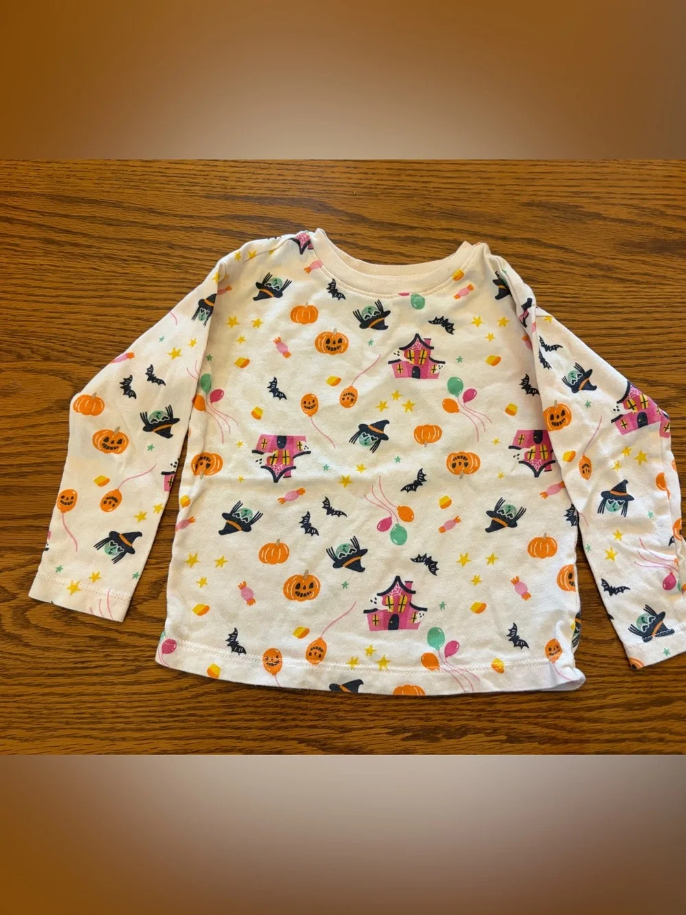 Old Navy White Halloween Set with Orange Pumpkins & Multicolor Prints